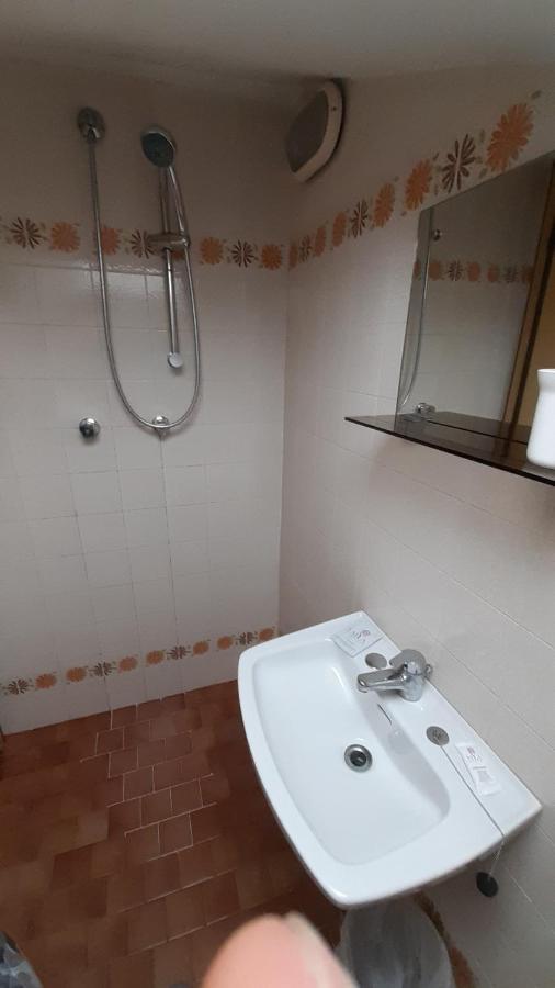 Hotel Elisabetta 2 Stelle Cattolica Cameră foto